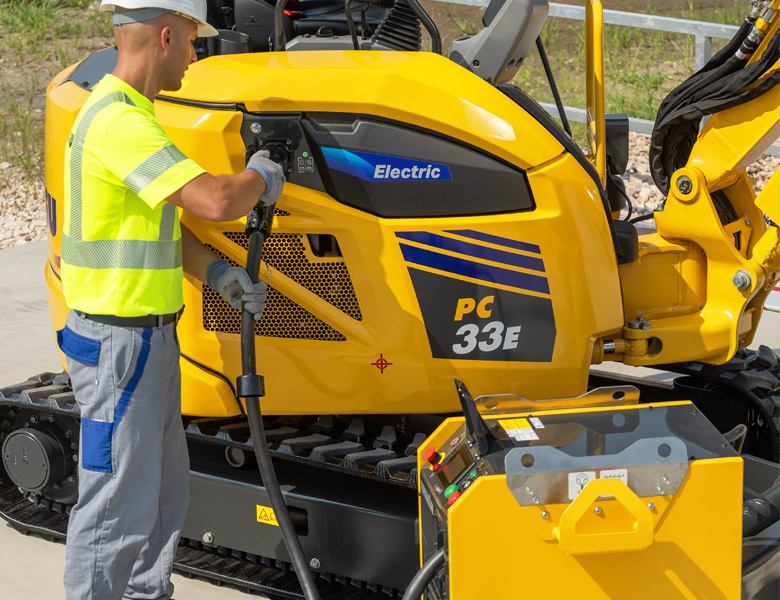 Komatsu PC33E-6 Elektro-Minibagger Komatsu PC33E-6 Elektro-Minibagger